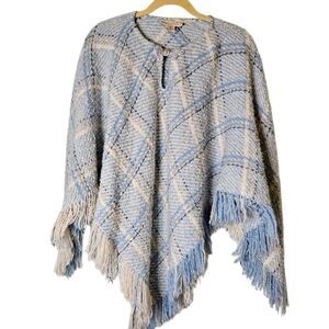 Vintage Boyne Valley Weavers poncho cape from Ireland. Handcrafted.